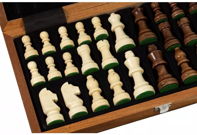 Tournament No. 3 houten schaakset sapelihout - Image 4