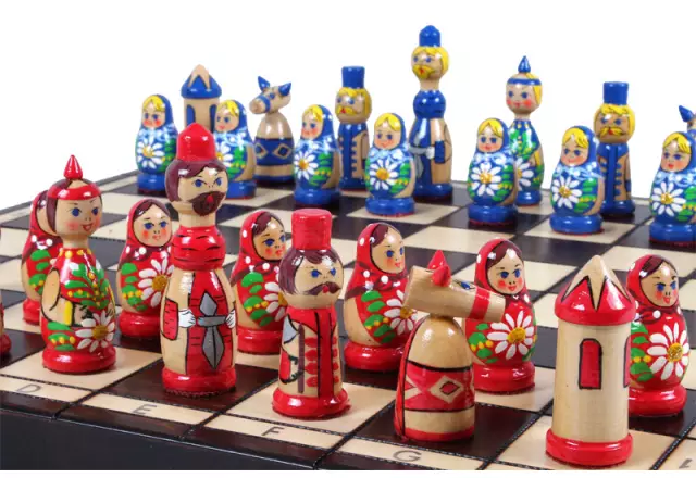 Babushka blauw houten schaakset