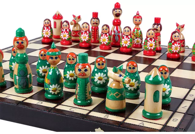 Babushka groen houten schaakset - Image 6