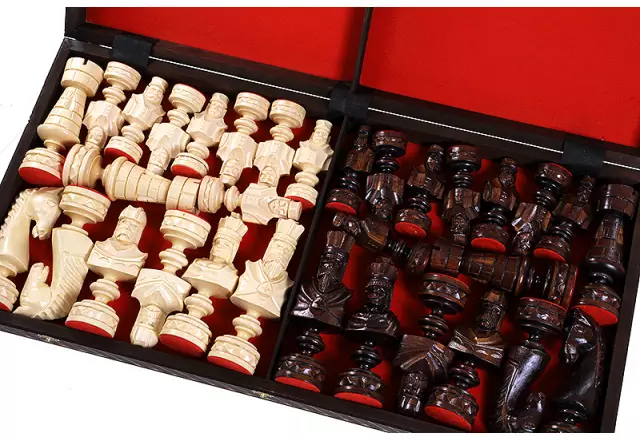 Cesar houten schaakset groot - Image 5