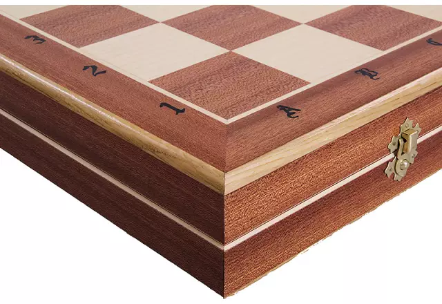 Castle houten schaakset groot - Image 3