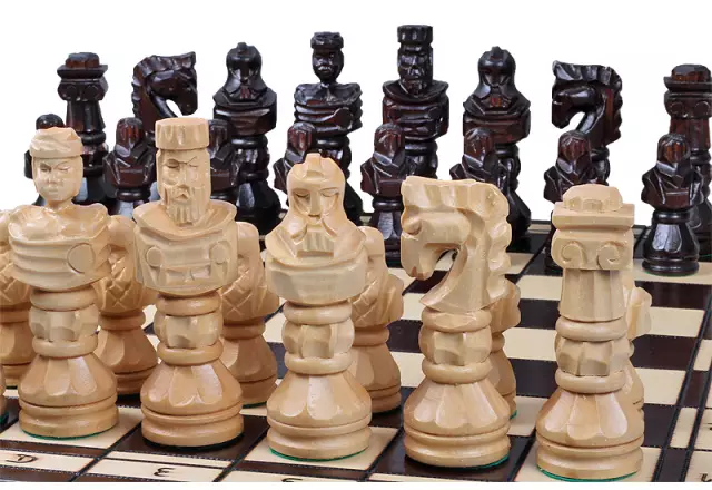 Gladiator houten schaakset